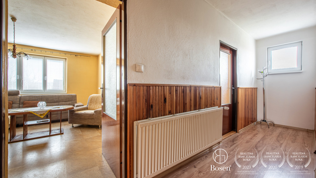 BOSEN | Na predaj rodinný dom s pozemkom o výmere 1967m²- Bánovce nad Bebravou