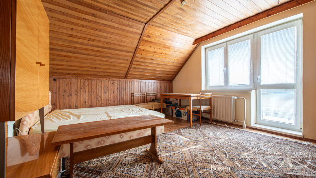 BOSEN | Na predaj rodinný dom s pozemkom o výmere 1967m²- Bánovce nad Bebravou