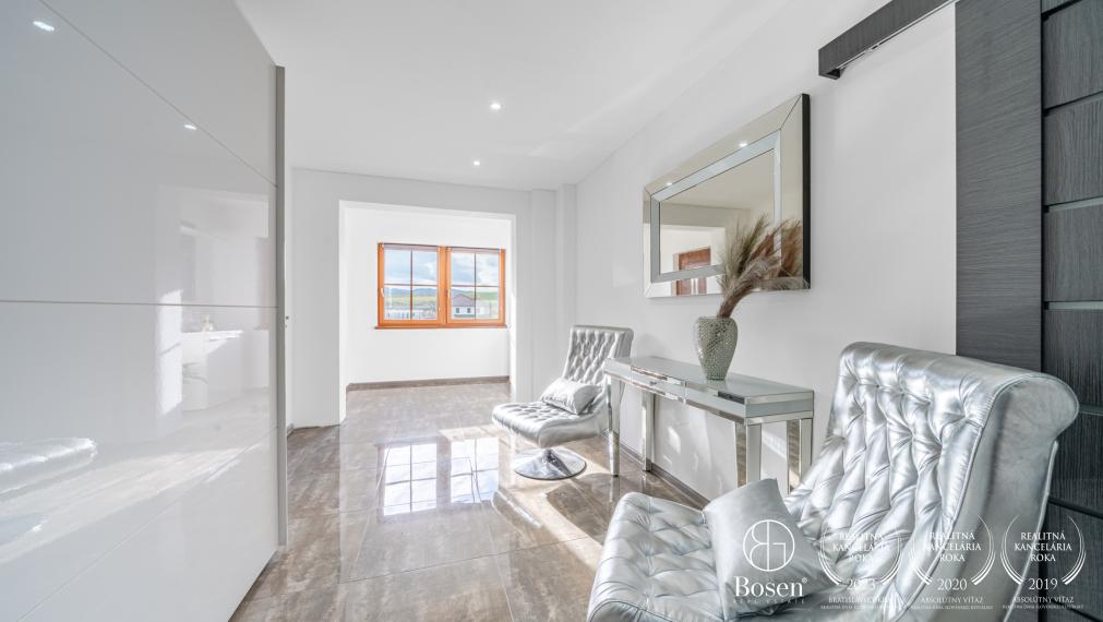 BOSEN | Výnimočný dom. Výnimočná lokalita. Inteligentná investícia. KILB