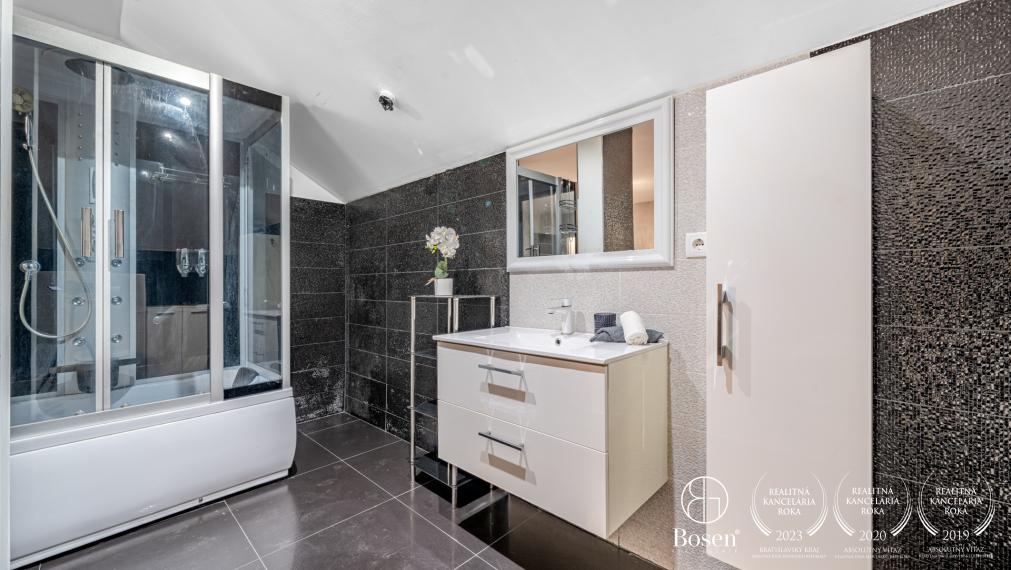 BOSEN | Výnimočný dom. Výnimočná lokalita. Inteligentná investícia. KILB