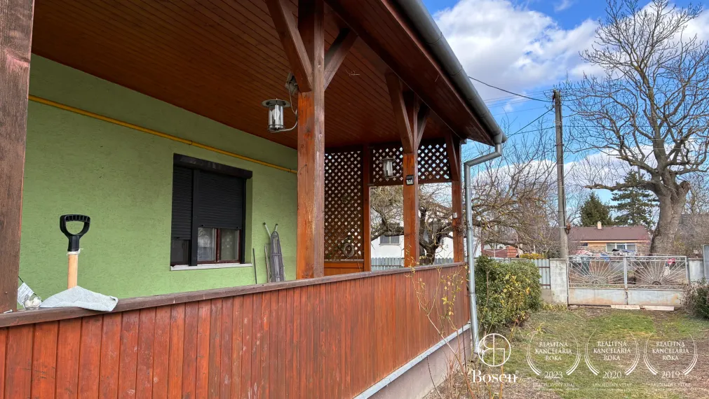 LOYALTERS | Na predaj rodinný dom s veľkým pozemkom - Hviezdoslavov