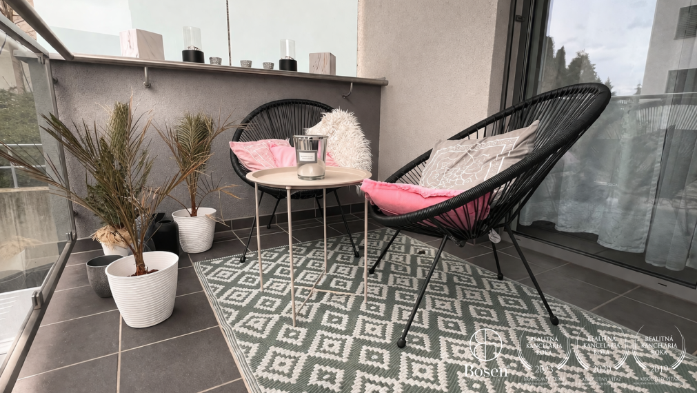 BOSEN | Na prenájom 3i byt v centre mesta s parkingom - Olbrachtova ulica