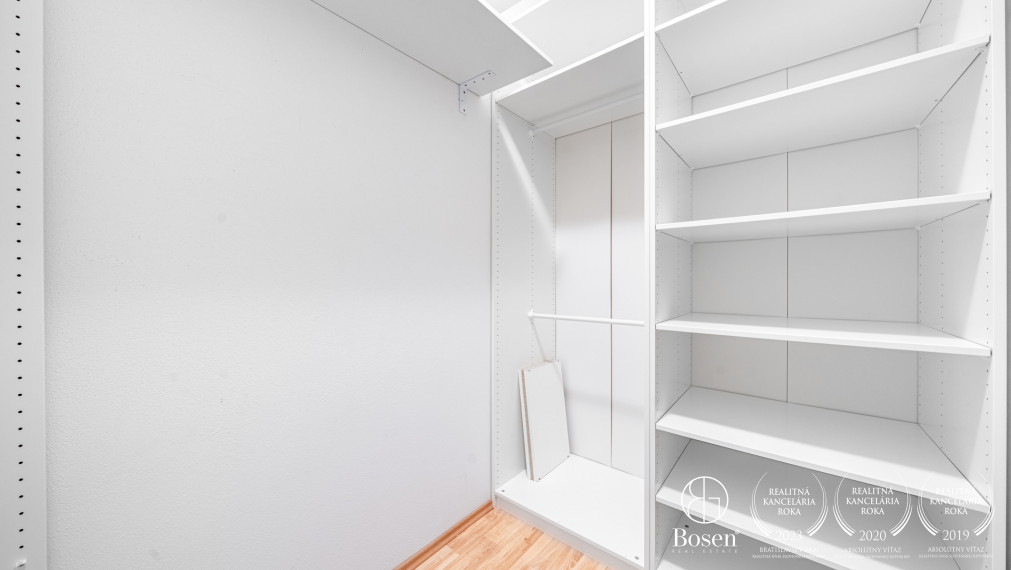 BOSEN | Na predaj veľkorysý klimatizovaný byt – La Vita, Pezinok