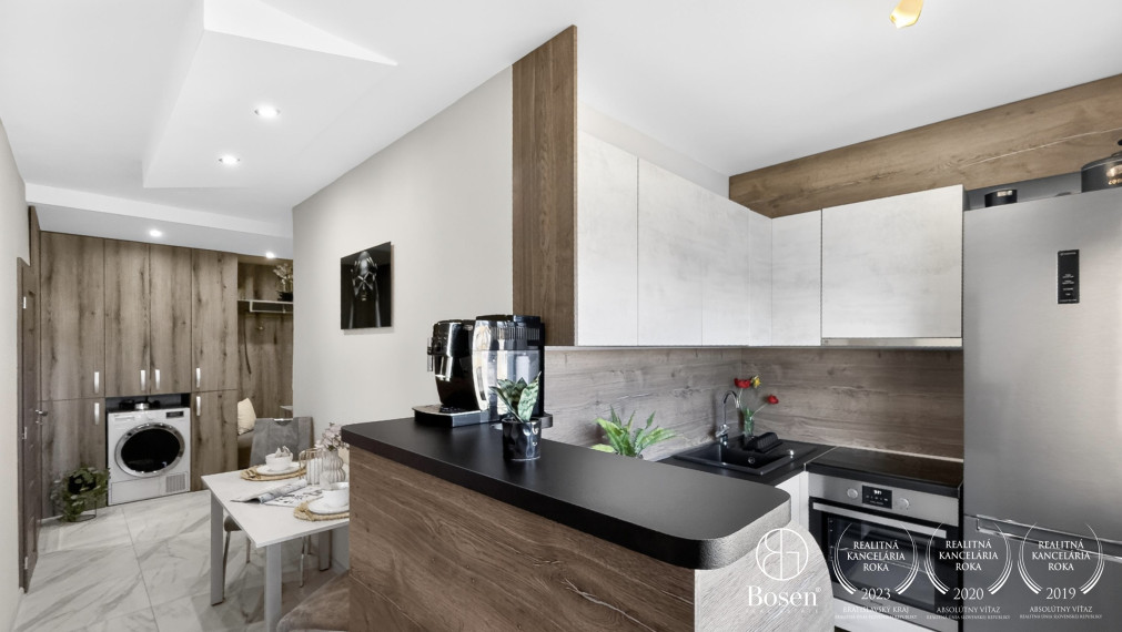 BOSEN | Moderne zariadený, zrekonštruovaný 3 izbový byt, 76m2