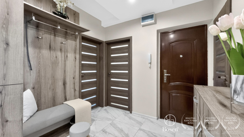 BOSEN | Moderne zariadený, zrekonštruovaný 3 izbový byt, 76m2