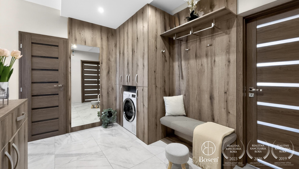 BOSEN | Moderne zariadený, zrekonštruovaný 3 izbový byt, 76m2