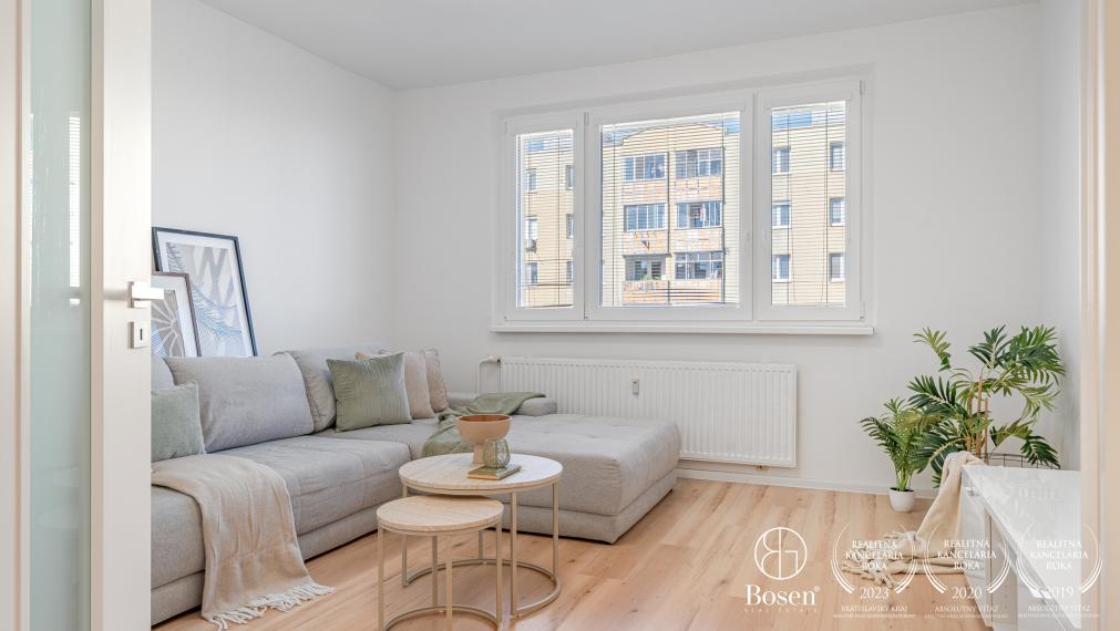 BOSEN | Svetlý 1 izbový byt s balkónom - zariadený, 36,38 m2