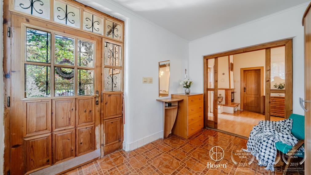 BOSEN | Rodinný dom s veľkou záhradou o výmere 5030 m2