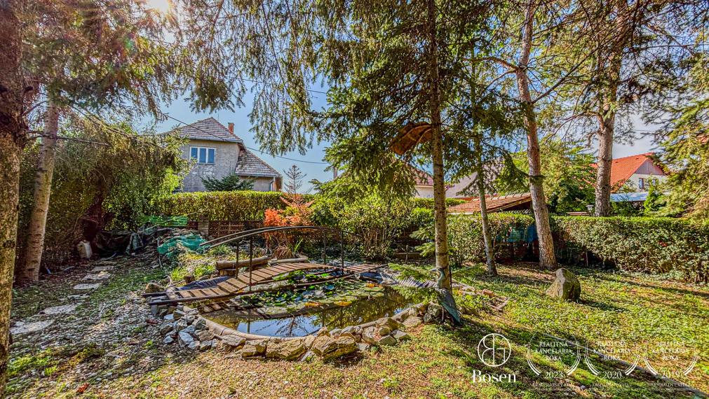 BOSEN | Rodinný dom s veľkou záhradou o výmere 5030 m2
