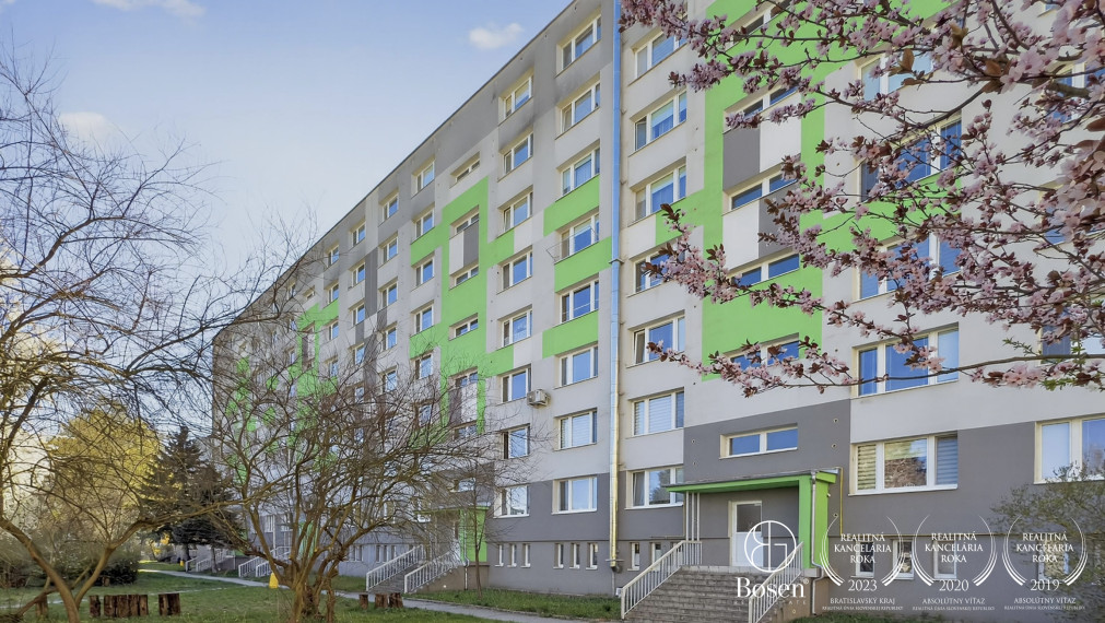 BOSEN | Moderne zariadený, zrekonštruovaný 3 izbový byt, 76m2