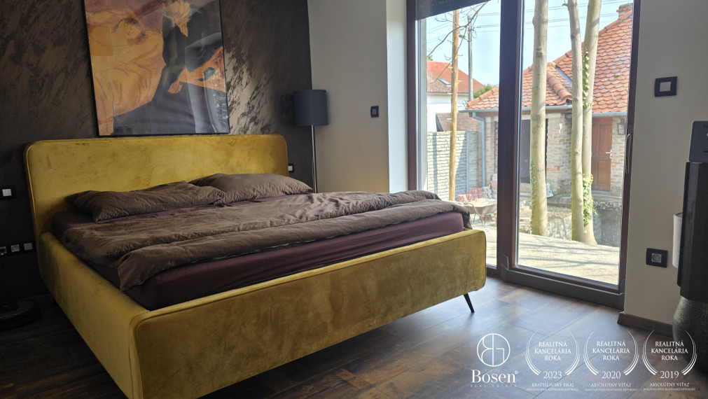 BOSEN | Rodinný dom so súkromným jazerom a bazénom v Trstenej na Ostrove