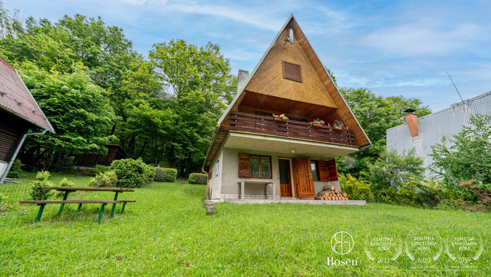 ARISE | Rekreačná chata s pozemkom Vtáčnik, okres Prievidza