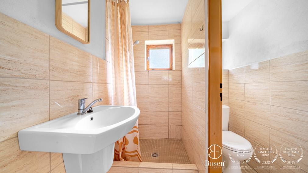 ARISE | Rekreačná chata s pozemkom Vtáčnik, okres Prievidza