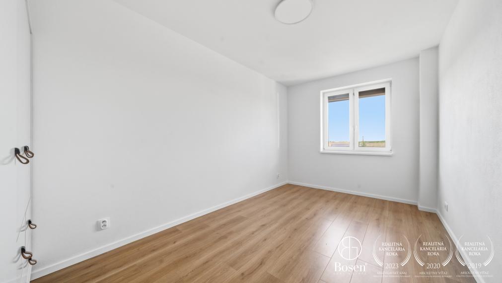 BOSEN |3 izbový RD so záhradou - Miloslavov, Liesková ulica