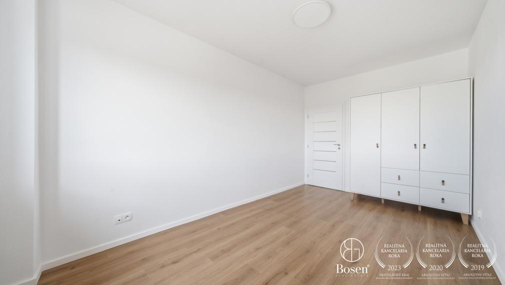 BOSEN |3 izbový RD so záhradou - Miloslavov, Liesková ulica