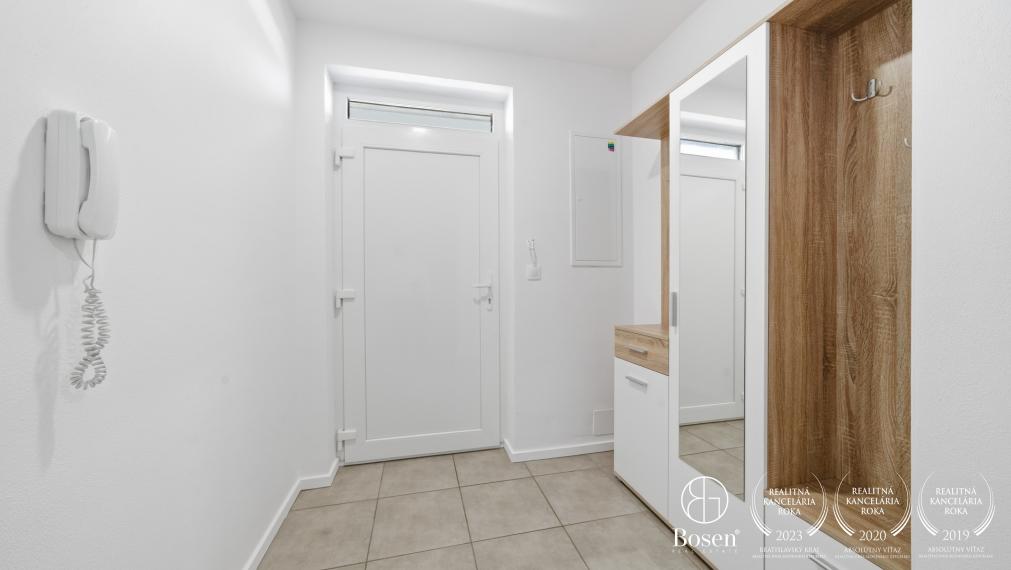 BOSEN |3 izbový RD so záhradou - Miloslavov, Liesková ulica