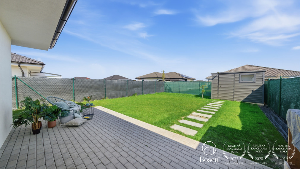BOSEN |3 izbový RD so záhradou - Miloslavov, Liesková ulica