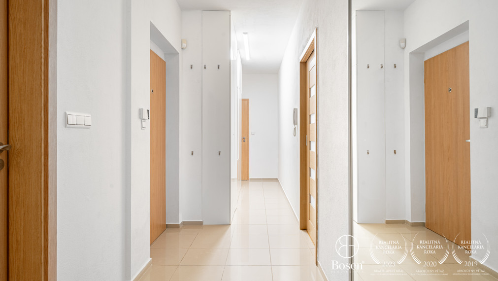 BOSEN | 4 izbový byt s predzáhradkou, Koliba - Bratislava