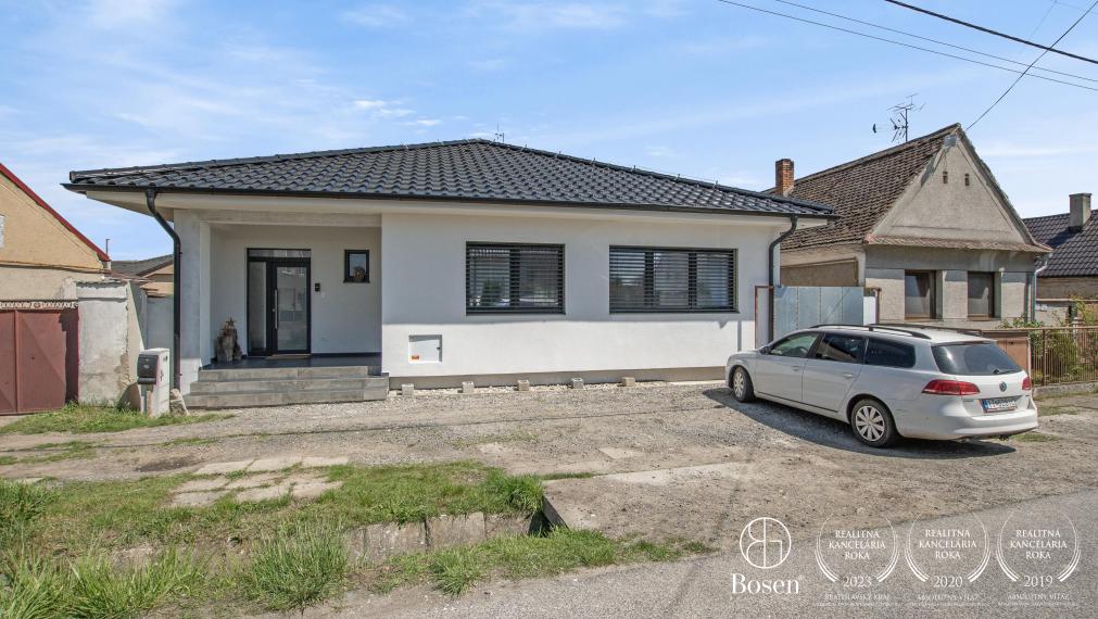 BOSEN/REZERVOVANÉ!  Na predaj novostavba 4 izbového rodinného domu, Závod