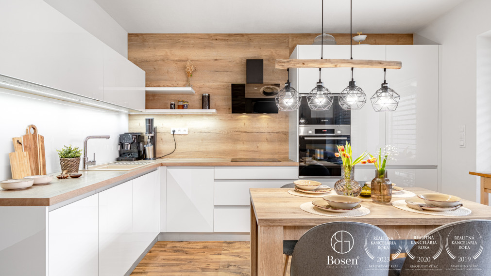 BOSEN| zariadený 3 izbový byt s predzáhradkou, novostavba Rohožník