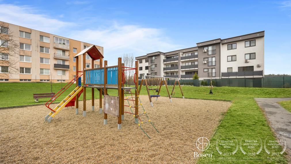 BOSEN| zariadený 3 izbový byt s predzáhradkou, novostavba Rohožník