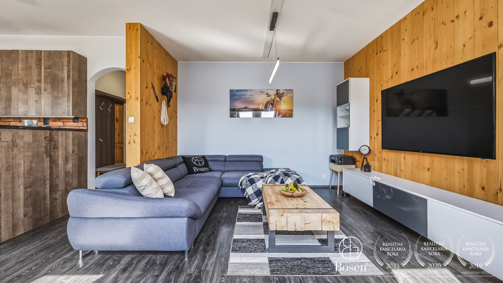 BOSEN | Príjemný, podkrovný 2 izb. byt vo Svite