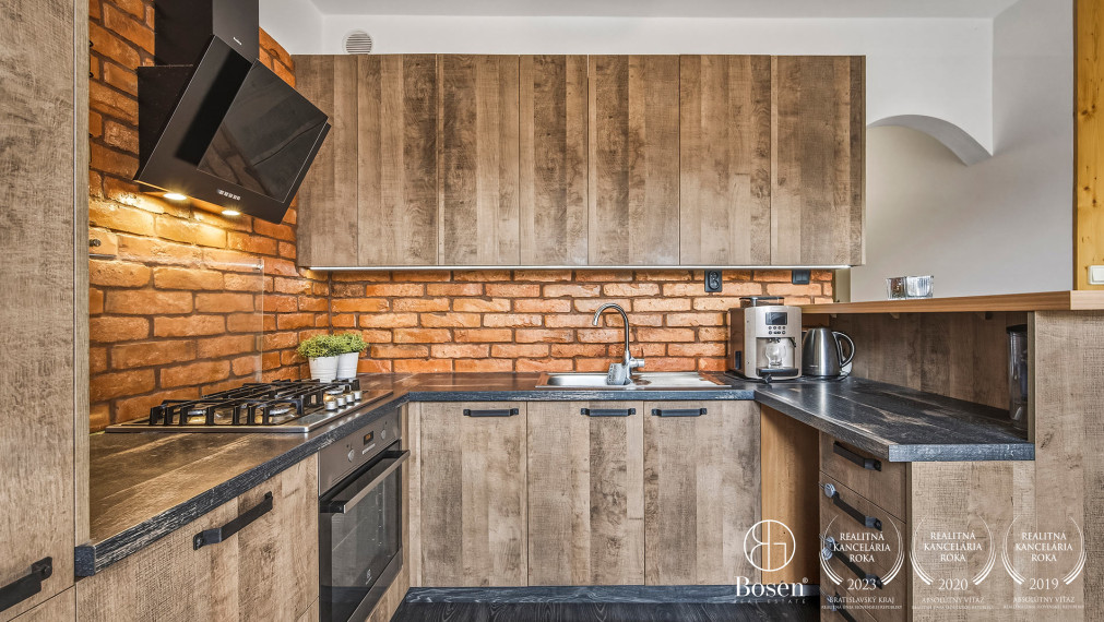 BOSEN | Príjemný, podkrovný 2 izb. byt vo Svite