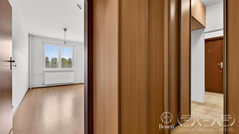 BOSEN | 2 izbový byt v Ružinove - Vlčie Hrdlo, 41.83m2+3.30