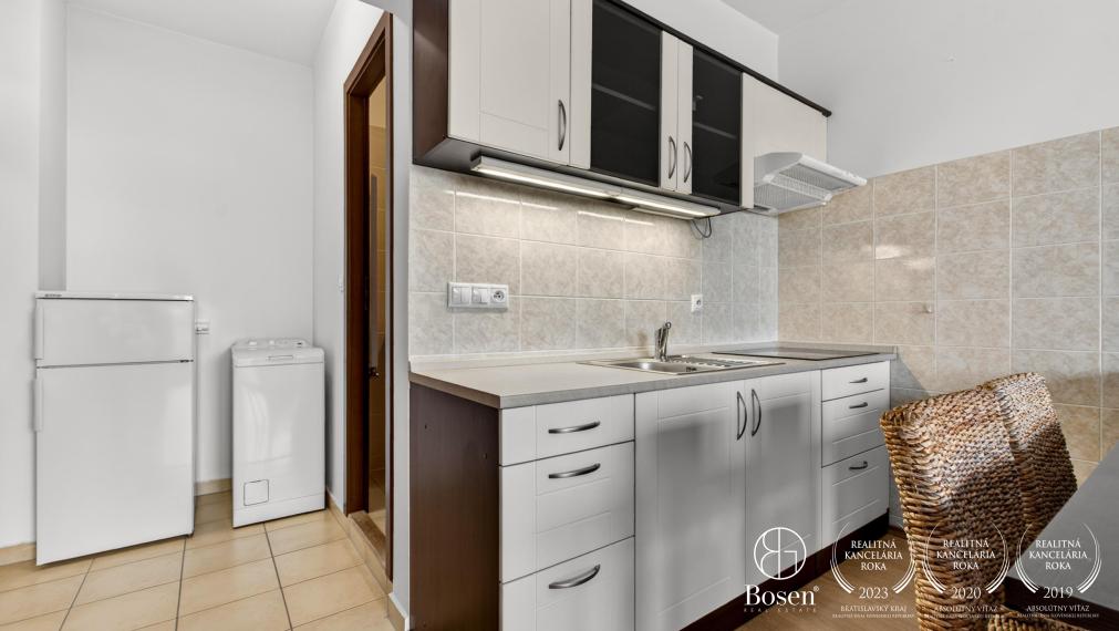 BOSEN | 2 izbový byt v Ružinove - Vlčie Hrdlo, 41.83m2+3.30