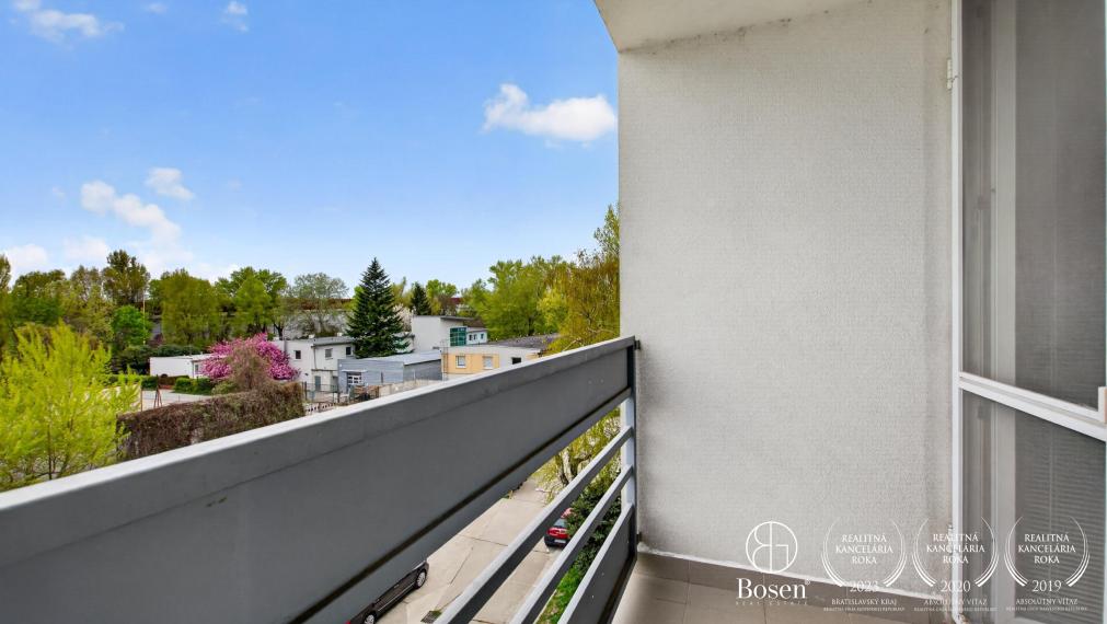 BOSEN | 2 izbový byt v Ružinove - Vlčie Hrdlo, 41.83m2+3.30