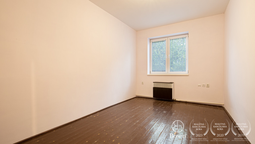 BOSEN | PREDAJ 4 izb. rodinný dom, pôvodný stav, Dolné Saliby