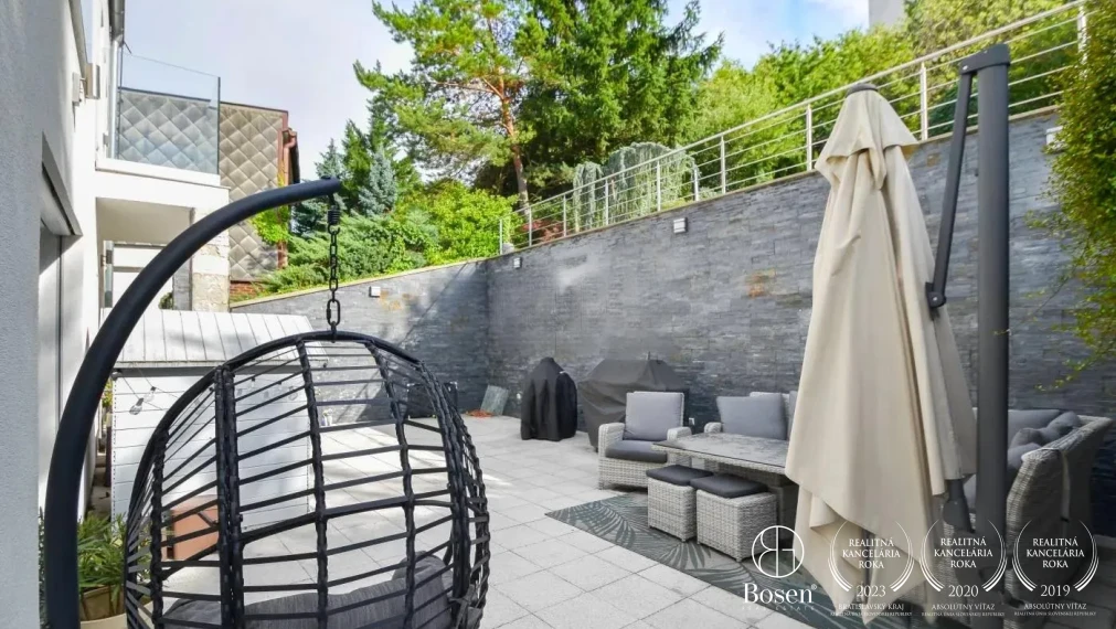 Prenájom nadštandardného 5-izbového rodinného domu s bazénom