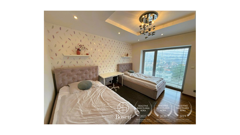 Prenájom nadštandardného 5-izbového rodinného domu s bazénom