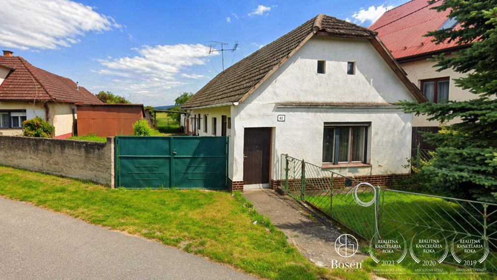 BOSEN | Rodinný dom s pozemkom 1956 m²  - Adamovské Kochanovce