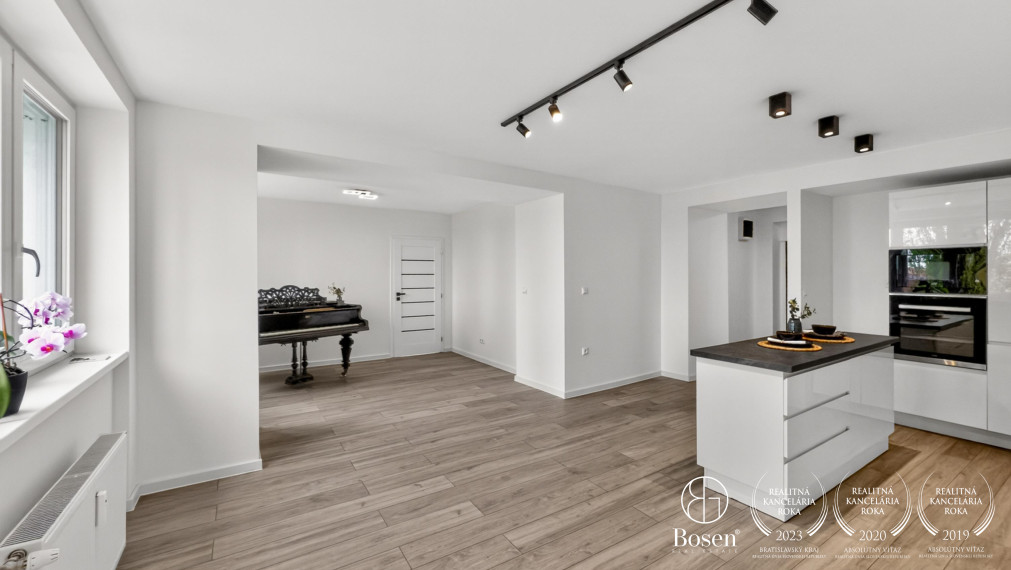 BOSEN | Moderný 3 izbový byt s 2x balkónom, 82m2