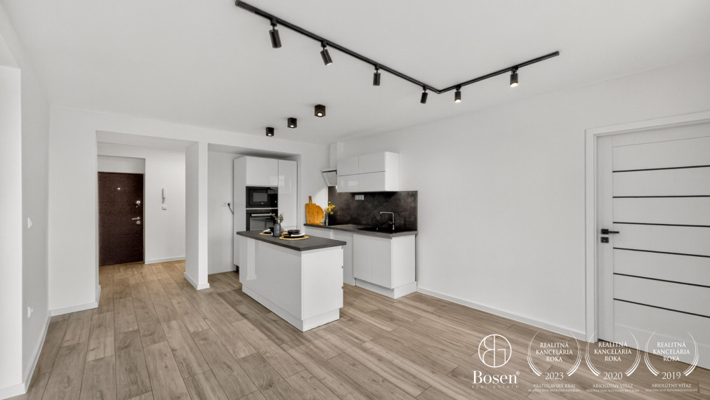 BOSEN | Moderný 3 izbový byt s 2x balkónom, 82m2
