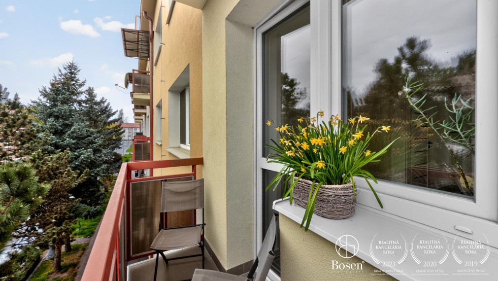 BOSEN | Moderný 3 izbový byt s 2x balkónom, 82m2