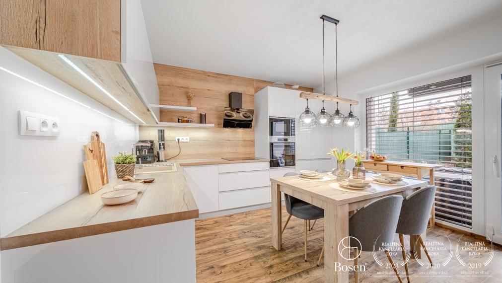 BOSEN| zariadený 3 izbový byt s predzáhradkou, novostavba Rohožník