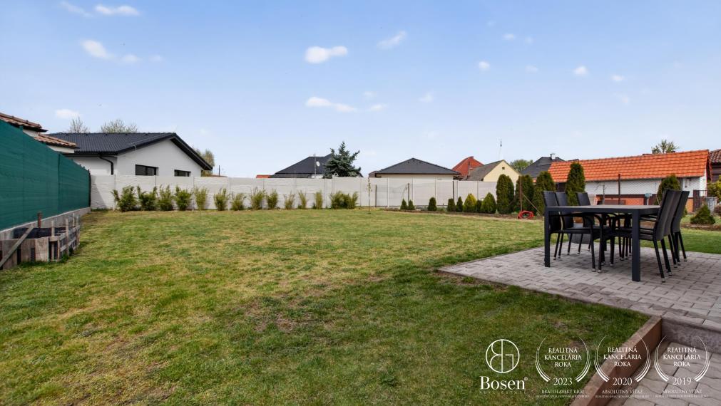 BOSEN | Na predaj moderná 4 izbová novostavba v obci Závod