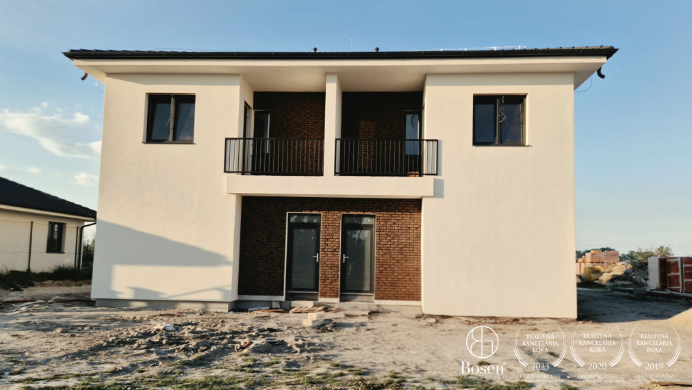 BOSEN |  3-izbový byt, s vlastným parkovaním+ balkón