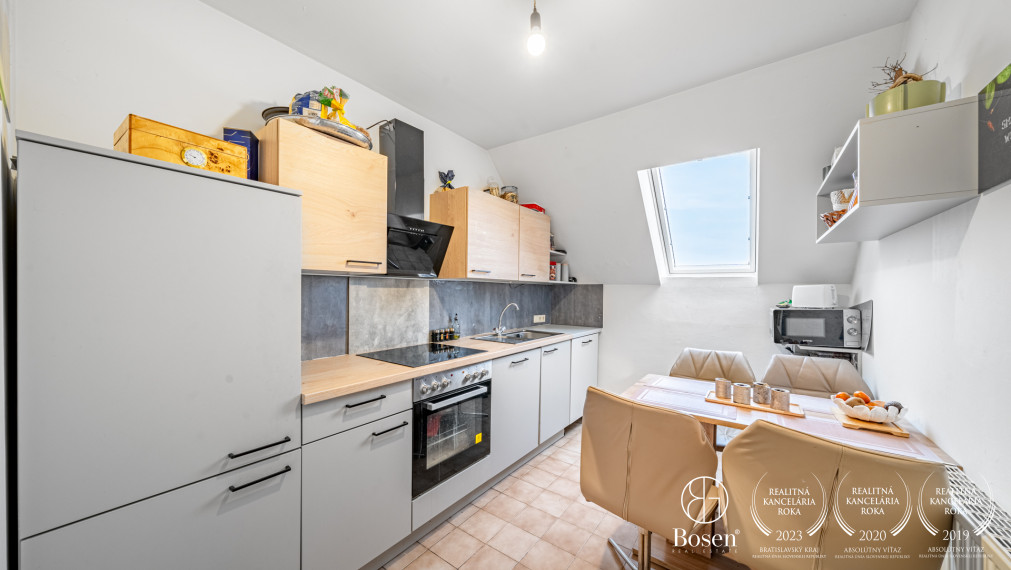 BOSEN PRENÁJME 3IZBOVÝ BYT S KRBOM, LOGGIOU V HAINBURG/DONA