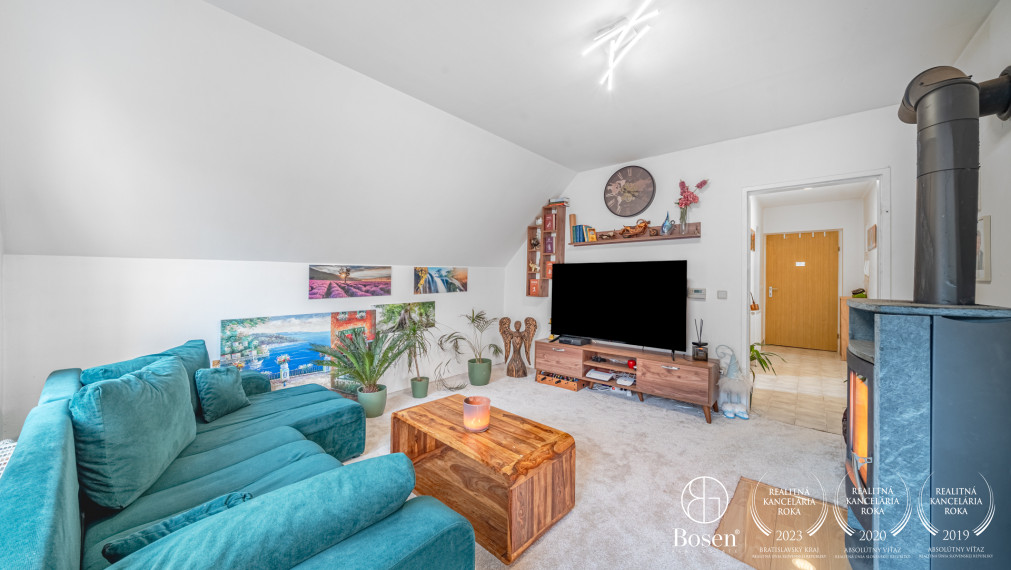 BOSEN PRENÁJME 3IZBOVÝ BYT S KRBOM, LOGGIOU V HAINBURG/DONA