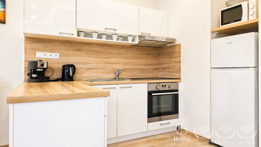 BOSEN | Na prenájom moderný, úplne zariadený 3 izbový byt pri termálnom kúpalisku