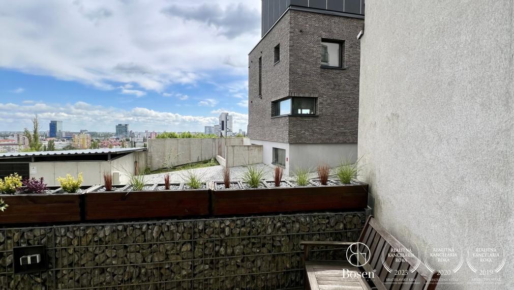 Prenájom 2-izbový byt s veľkou terasou a výhľadom na BA