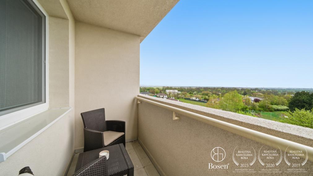 BOSEN |Nový, zariadený 2-izbový byt s parkovaním, Dukelská ulica – Bernolákovo