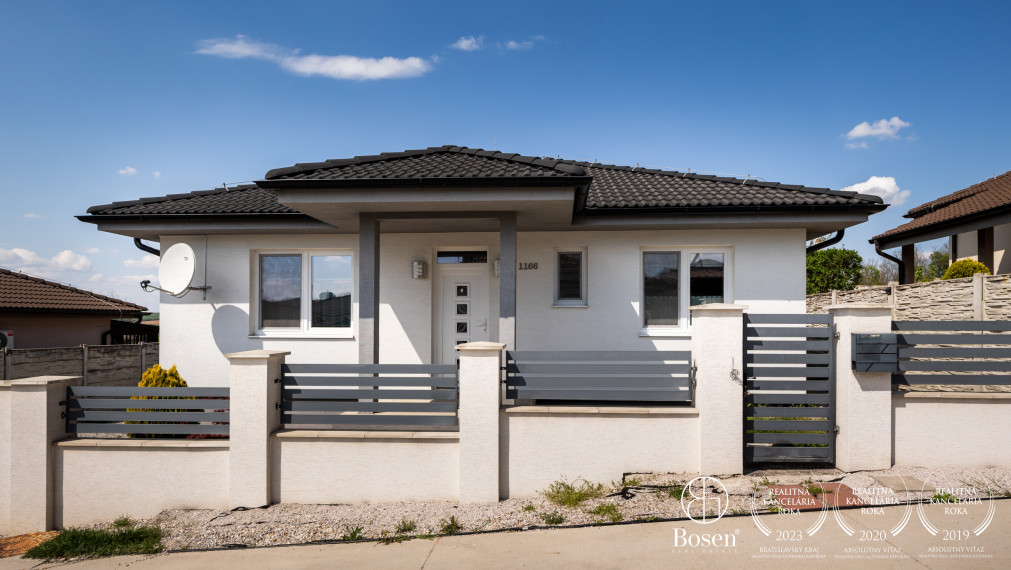 BOSEN | Moderný rodinný dom Veľký Lapáš ihneď k nasťahovaniu