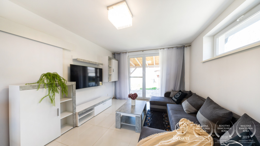 BOSEN | Moderný rodinný dom Veľký Lapáš ihneď k nasťahovaniu