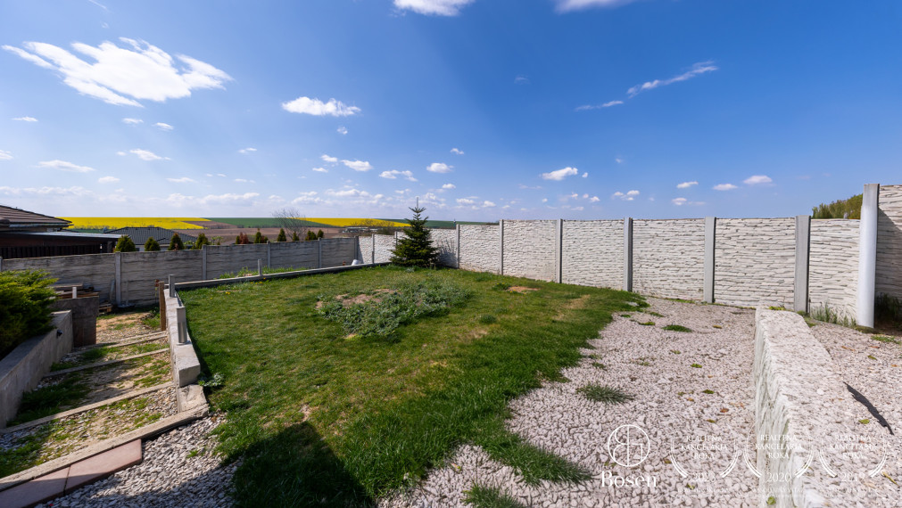 BOSEN | Moderný rodinný dom Veľký Lapáš ihneď k nasťahovaniu