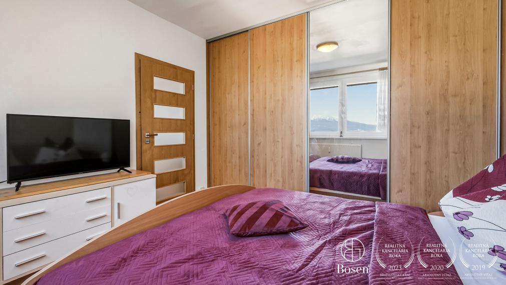 BOSEN | Na predaj slnečný 3-izbový byt s loggiou v Poprade