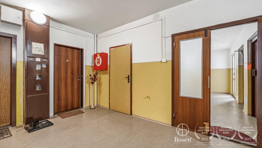 BOSEN | Na predaj slnečný 3-izbový byt s loggiou v Poprade